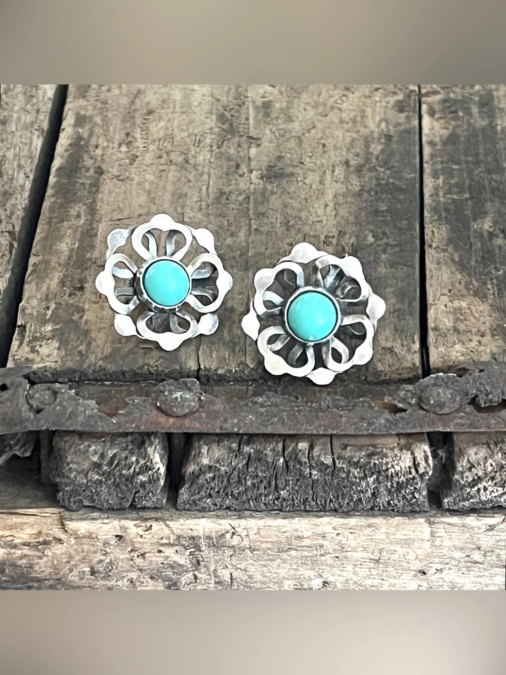 Vintage Mexican Sterling Silver Turquoise Flower Screw Back Earrings 1 inch